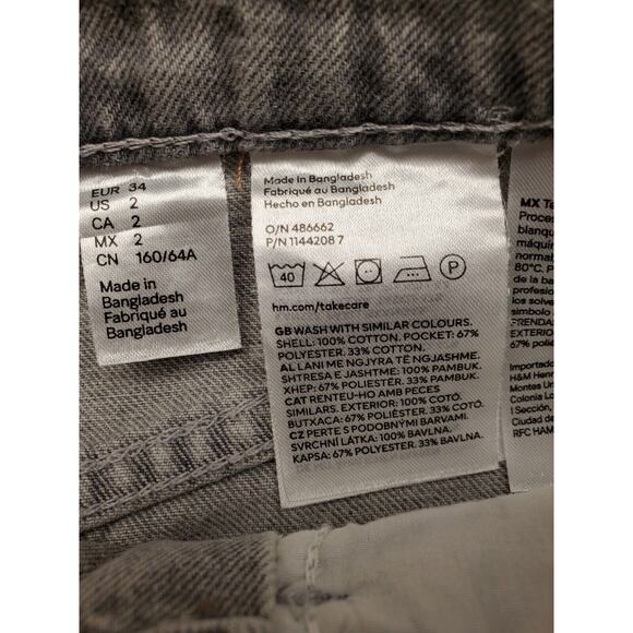 NEW NWT Women's Divided H&M Light Grey Distressed High Waist Mom Shorts | Size 2 - Picture 8 of 8